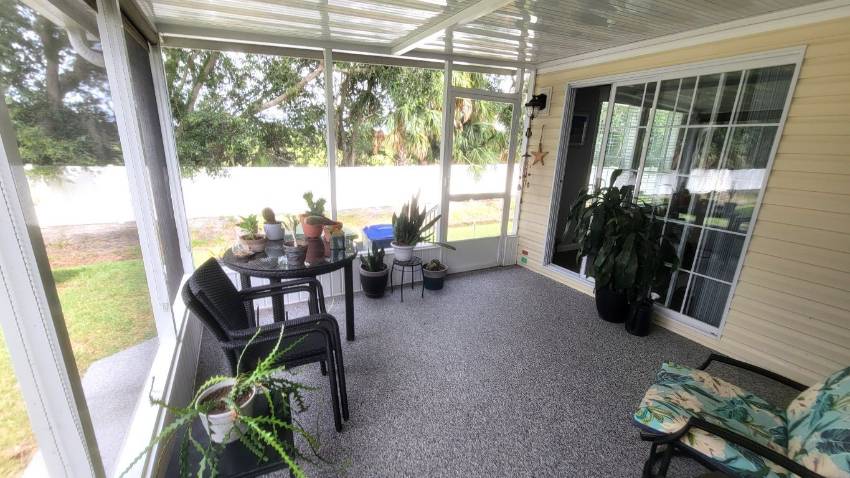 312 Siberian Cypress Circle a Winter Haven, FL Mobile or Manufactured Home for Sale